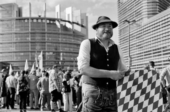 Anton Burkhart in front of the European Parliament